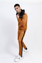 Load image into Gallery viewer, premium sportswear for men